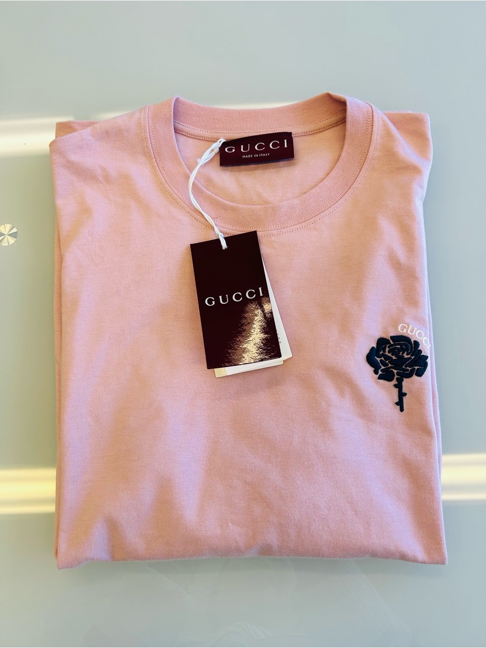 Gucci Rose Embroidered T-Shirt NWT 🌹 Pink Men’s Small Made in Italy - Picture 3 of 5